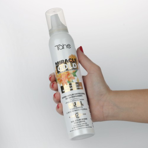 MIRACLE GOLD ANTI FRIZZ DUAL MOUSSE Pianka przeciw puszeniu się włosów do wygładzenia i stylizacji loków 200 ml - obrazek 2