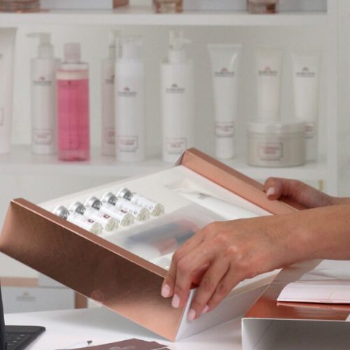 TAHESTHETIC--RITUALS- Zestaw RYTUAŁ Z RÓŻOWEGO ZŁOTA ROSE GOLD zabieg manualny A+B (5 SESJI )